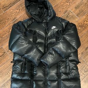 Nike Therma-Fit black puffer jacket women’s small (oversized)